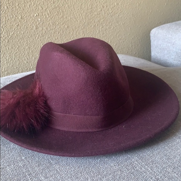 bp Accessories - Brass Plum women’s wine colored wool hat NWT